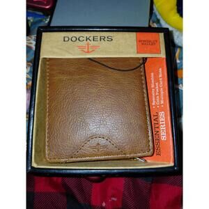 Dockers leather wallets coin pocket multiple slots